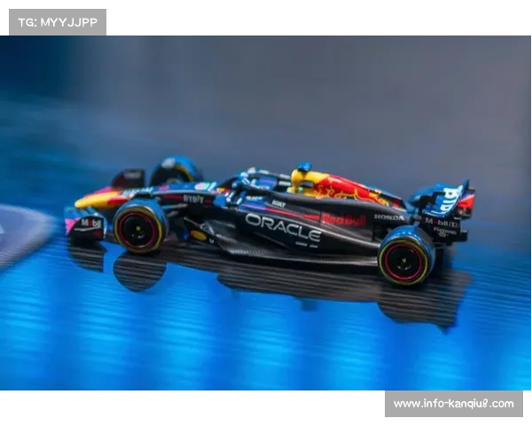 佩雷斯专访炮轰红牛内幕：坦言“当维斯塔潘队友是F1最糟工作”