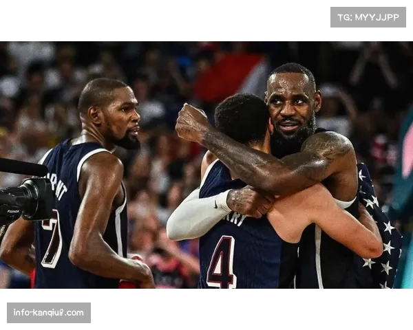 通讯：在凯文·杜兰特重返俄城之夜，雷霆主场播放致敬视频引发全场欢呼